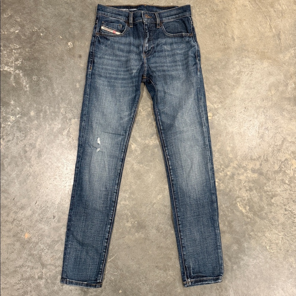 Men - Diesel Slim Fit Distressed Jeans, Size 28